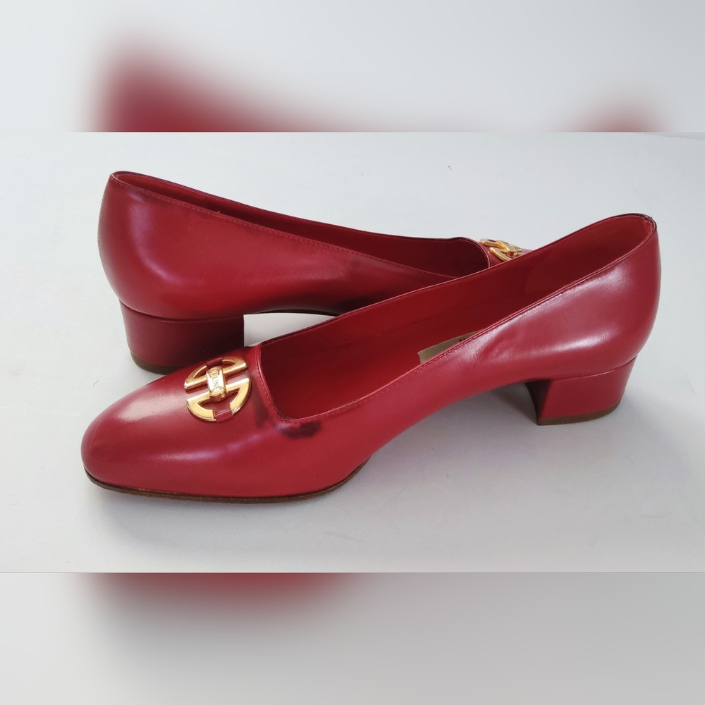 Celine Paris Red Leather Heels with Gold Logo. Size 34 EU. New. - Picture 6 of 8